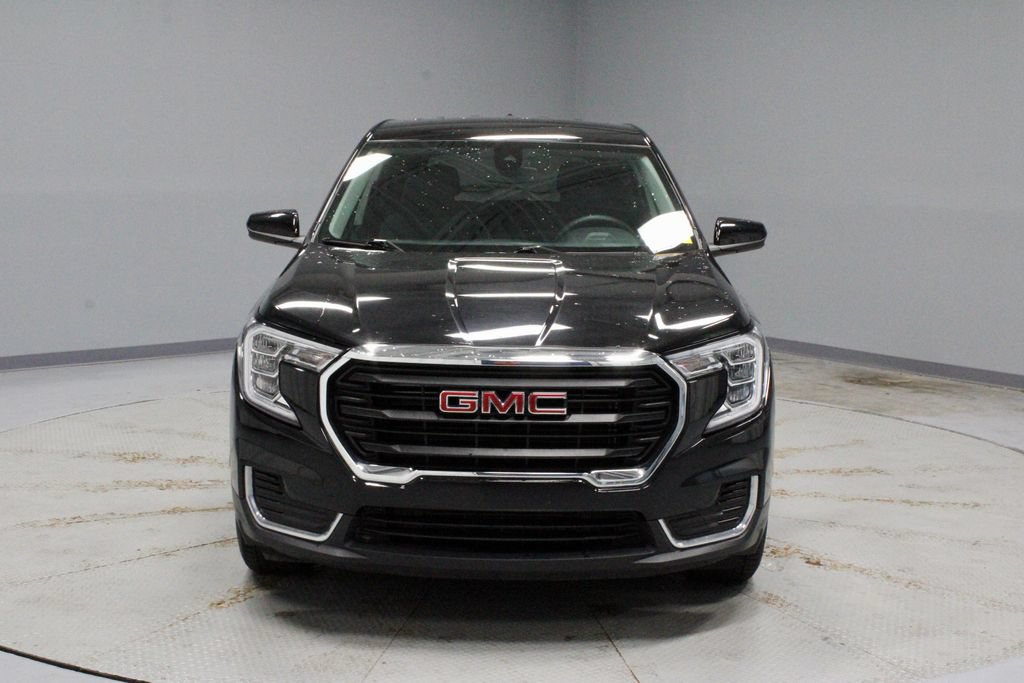 Used 2024 GMC Terrain SLE AWD/4WD image 5
