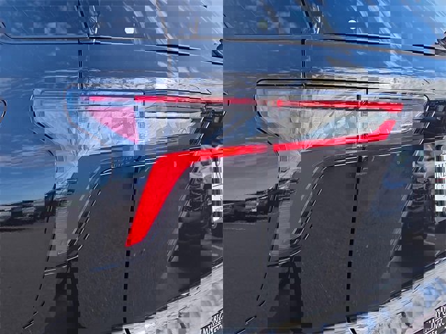 New 2026 Chevrolet Equinox LT w/ Convenience Package II image 12