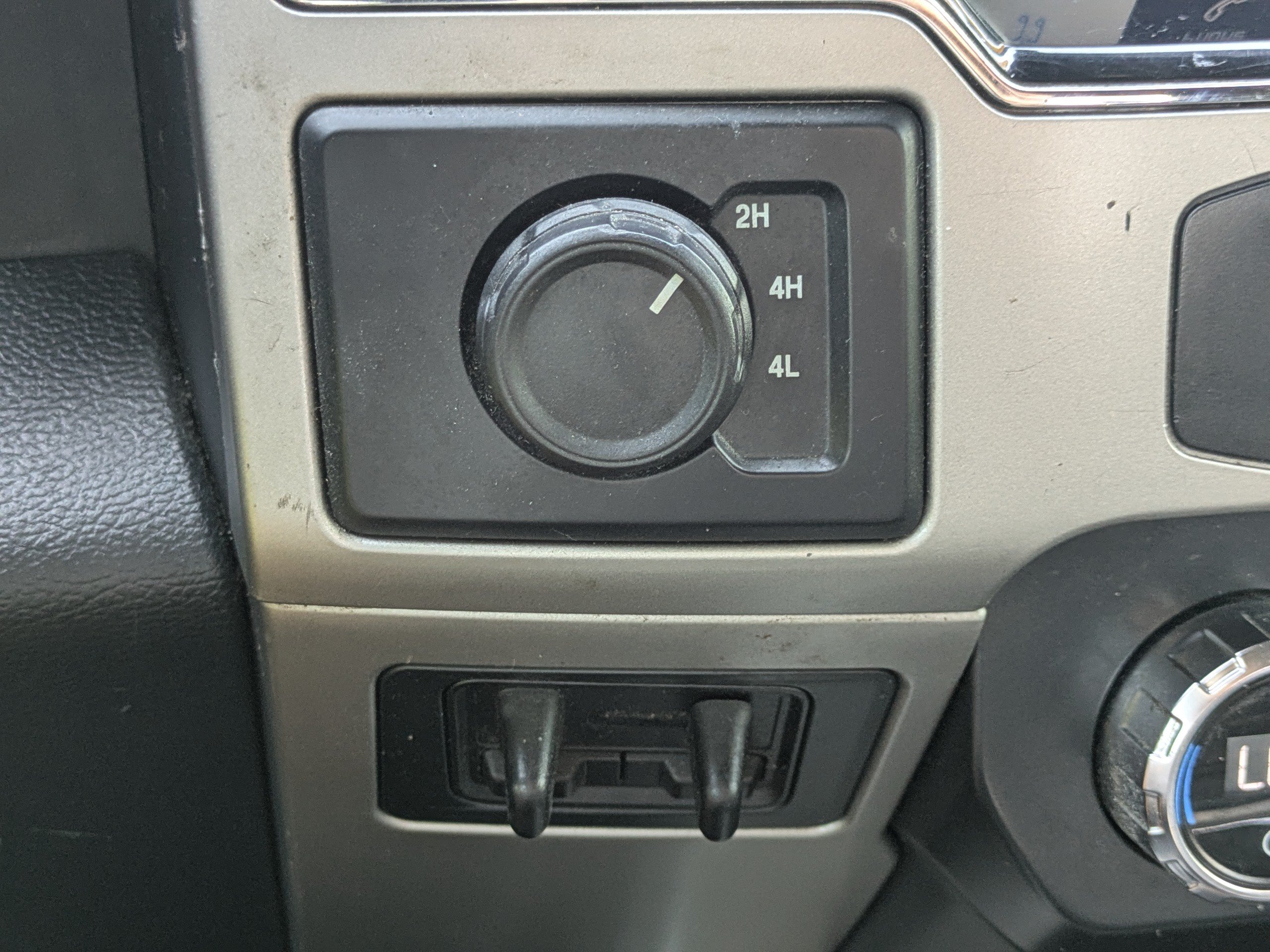 Used 2022 Ford F250 Lariat AWD/4WD image 26