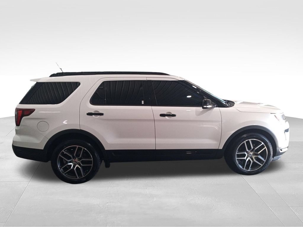 Used 2019 Ford Explorer Sport w/ Equipment Group 401A AWD/4WD image 6