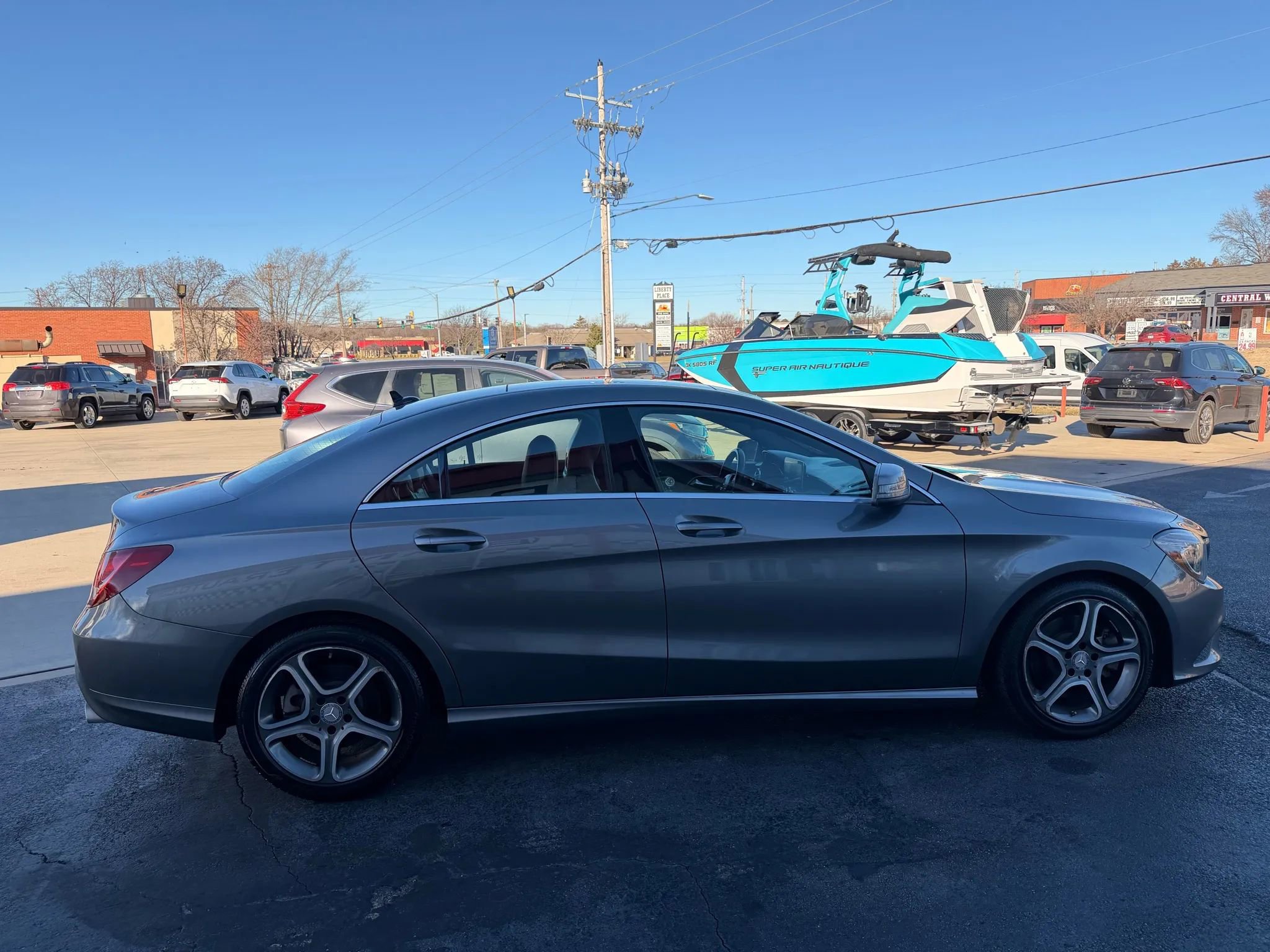 Used 2014 Mercedes-Benz CLA 250 image 6