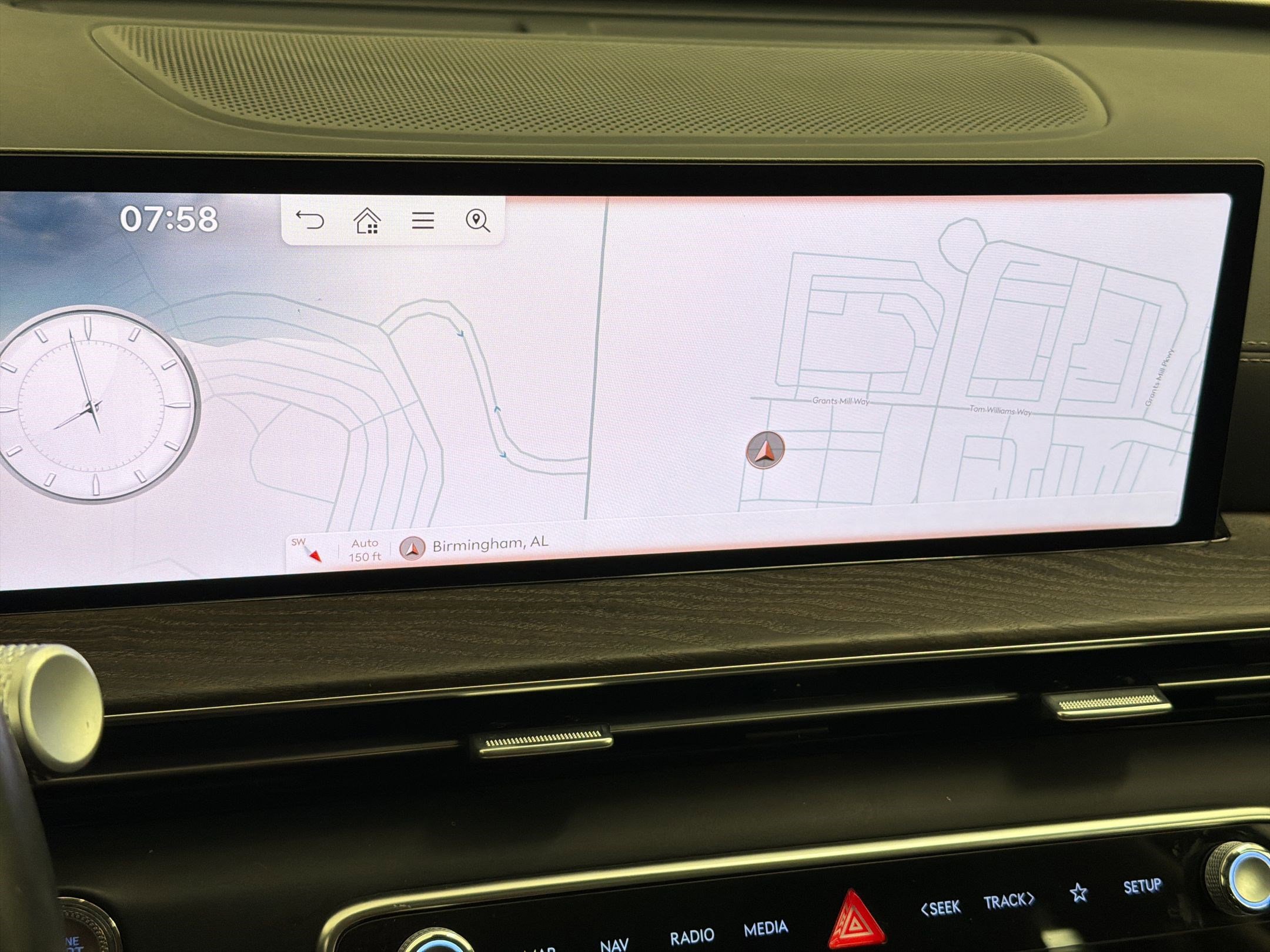 Used 2025 Genesis GV80 2.5T Prestige image 21