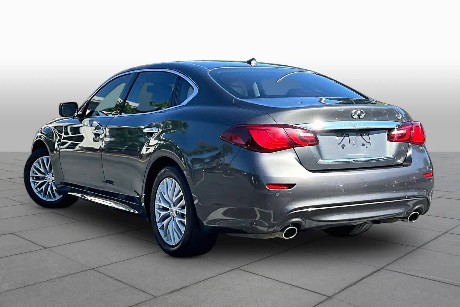 Used 2015 INFINITI Q70 L 3.7 image 12