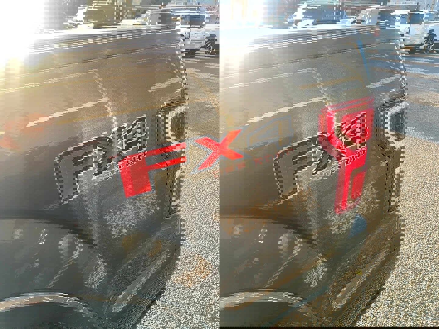 Used 2018 Ford F150 XLT w/ Equipment Group 302A Luxury image 6