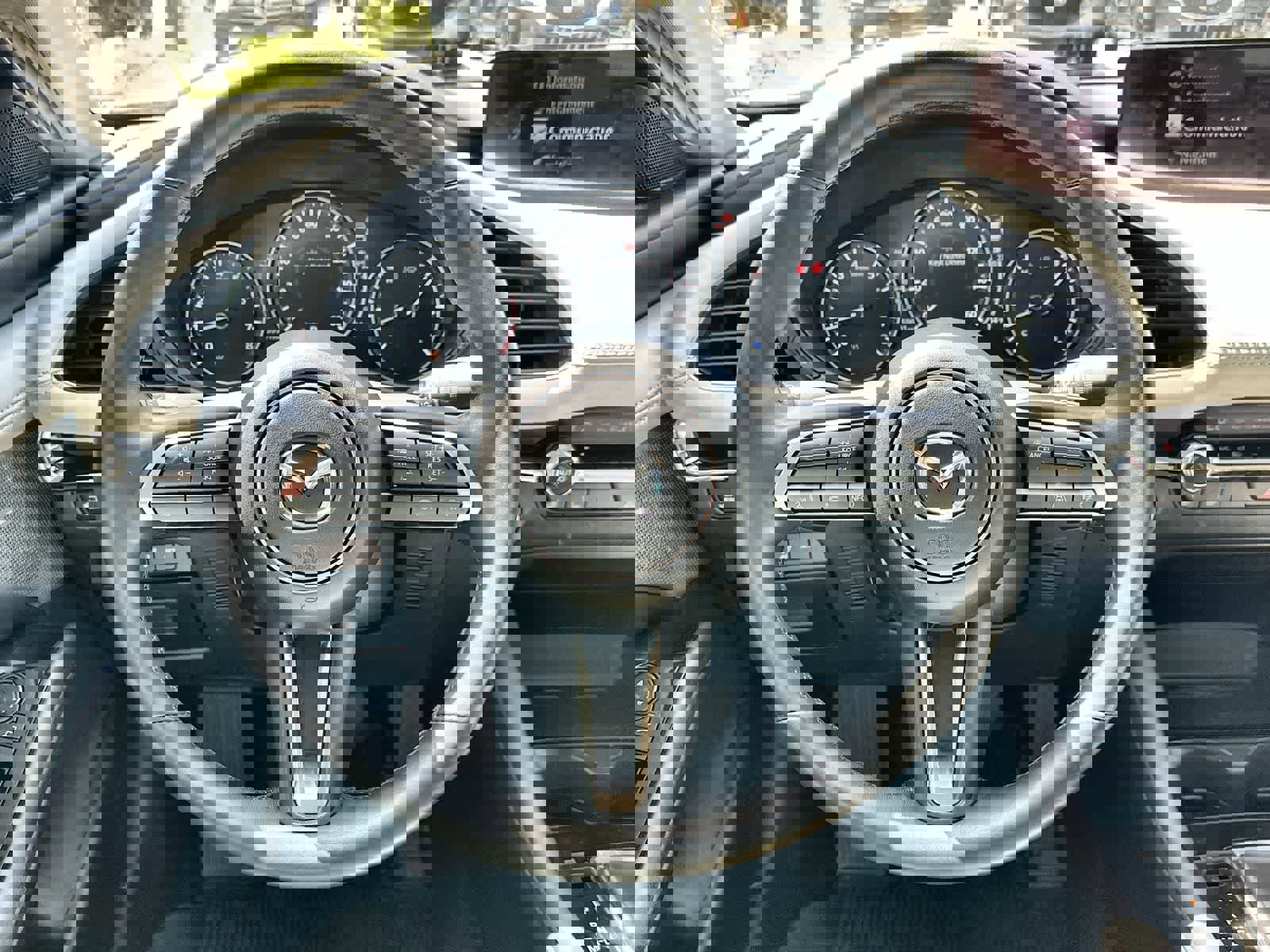 Used 2025 MAZDA MAZDA3 2.5 Turbo Sedan w/Premium Plus image 21