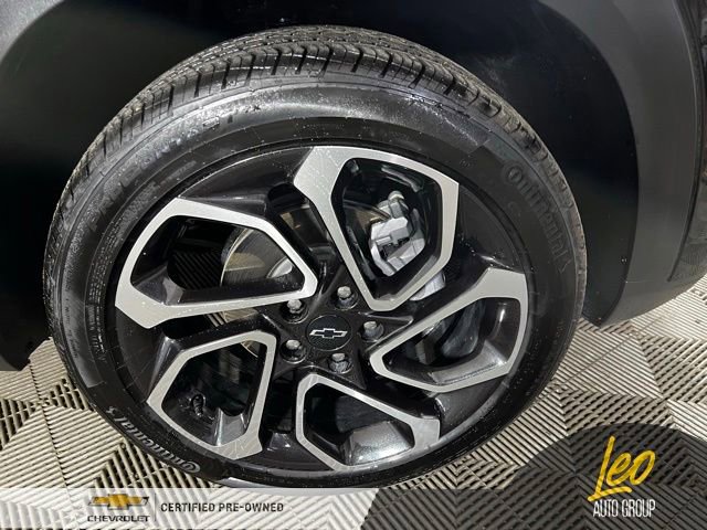 Used 2025 Chevrolet Trax RS w/ Driver Confidence Package FWD image 29