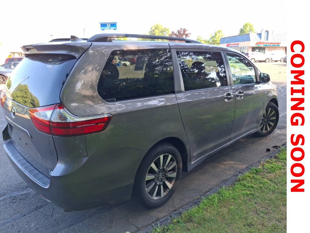 Used 2018 Toyota Sienna LE AWD/4WD image 5