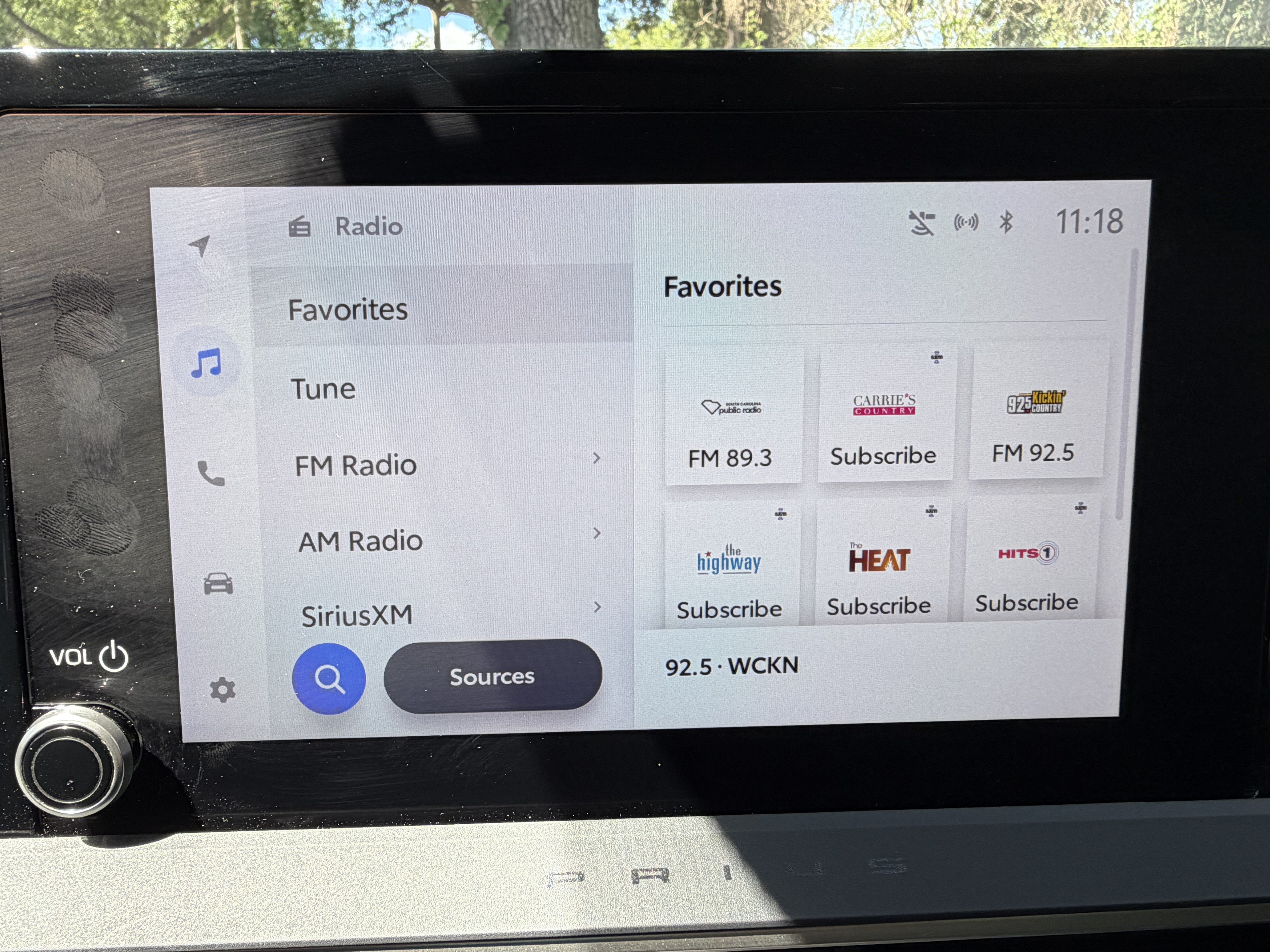 Used 2024 Toyota Prius XLE FWD image 24