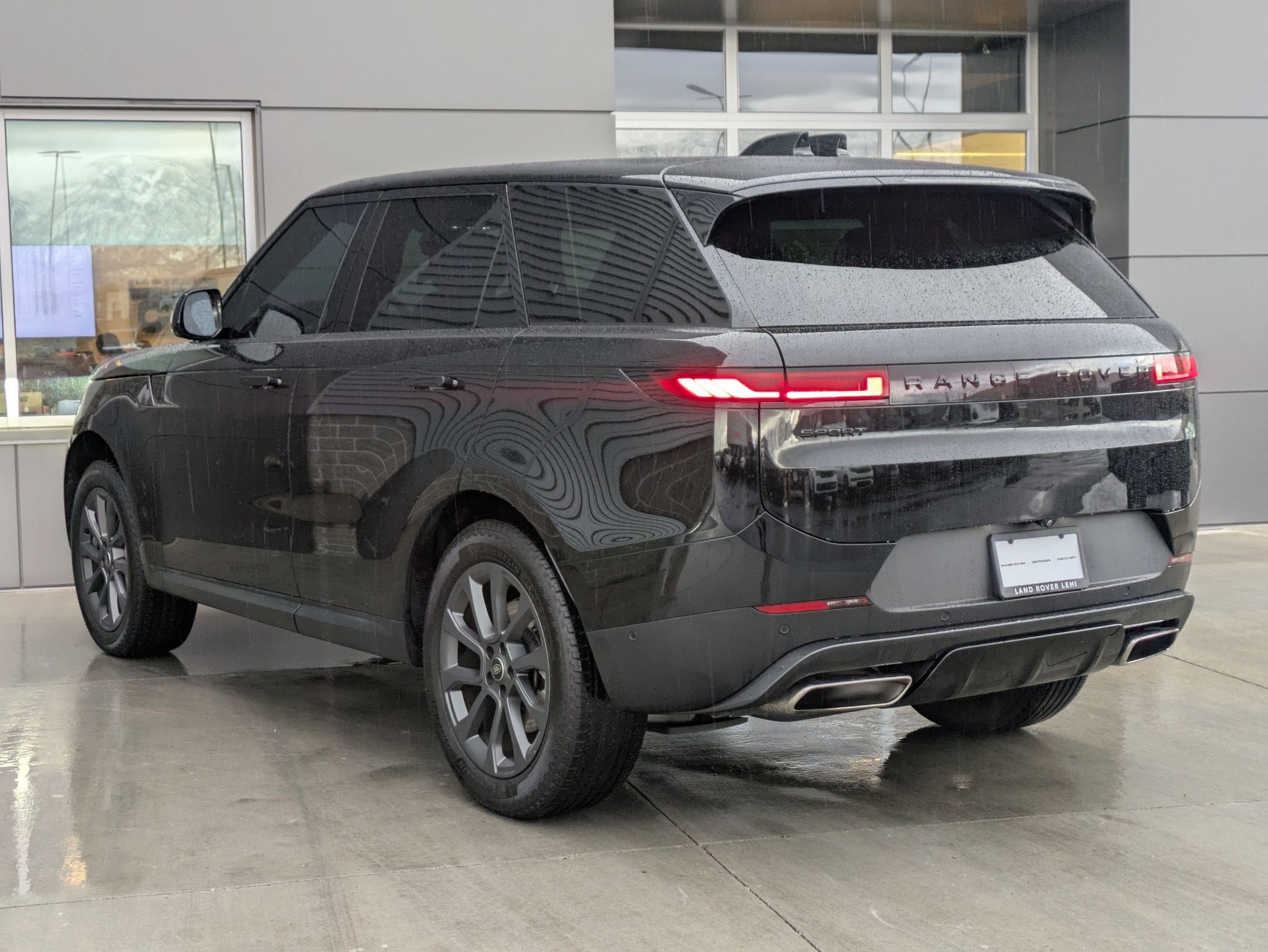 Certified 2024 Land Rover Range Rover Sport SE image 10