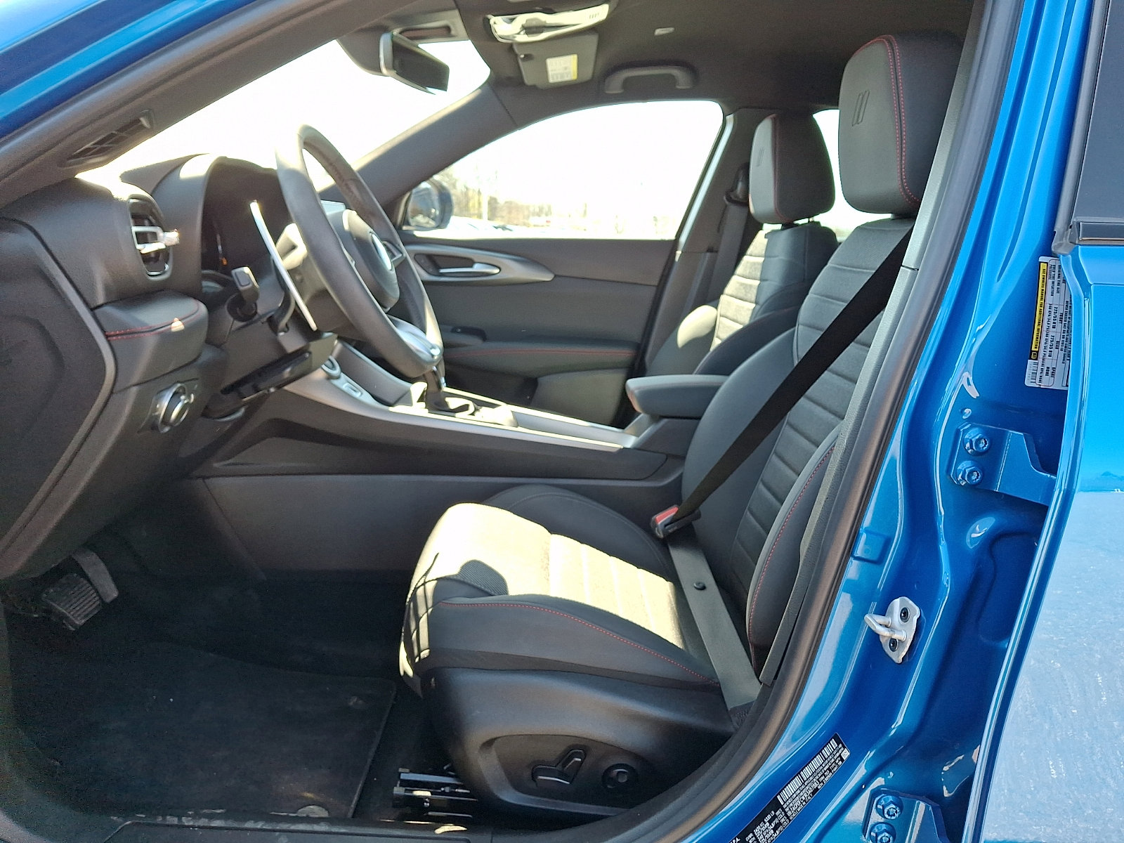 Used 2024 Dodge Hornet R/T w/ R/T Blacktop Package AWD/4WD image 13