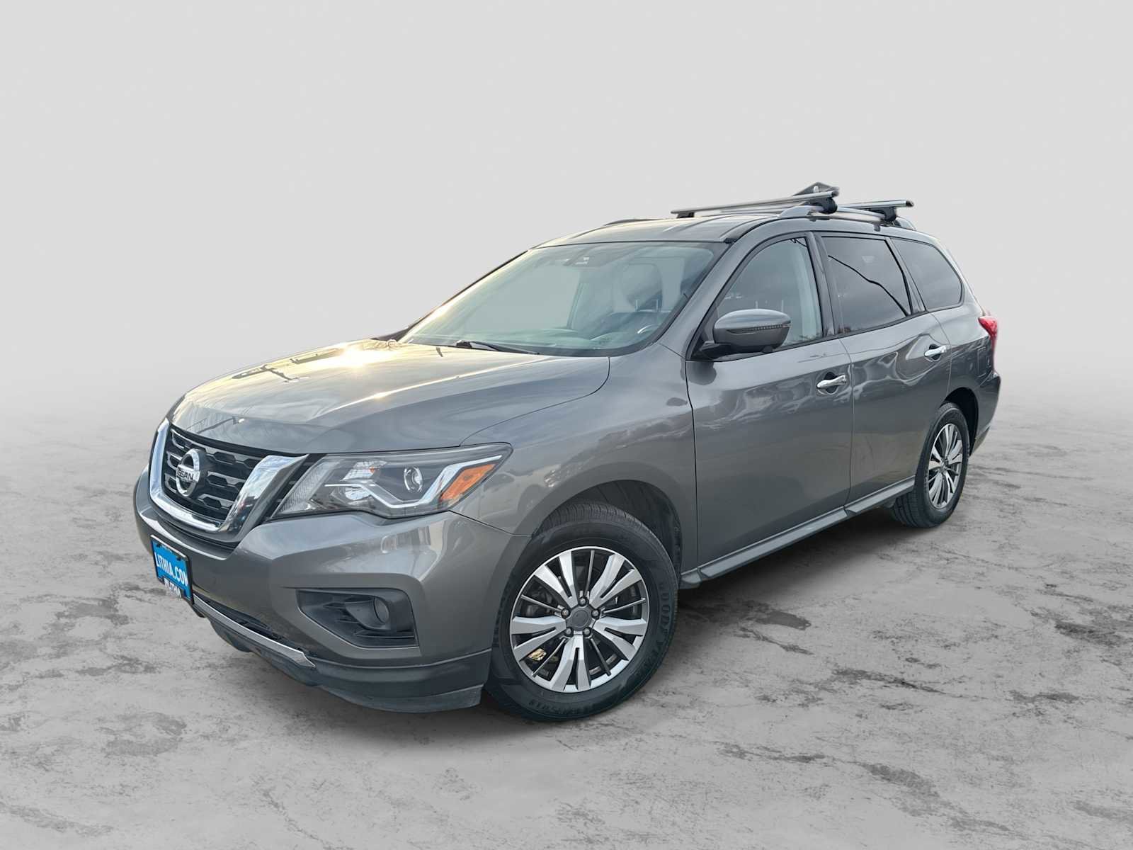 Used 2020 Nissan Pathfinder SL video 1