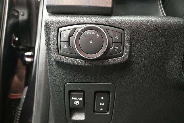 Used 2019 Ford F150 XLT w/ Equipment Group 302A Luxury AWD/4WD image 23