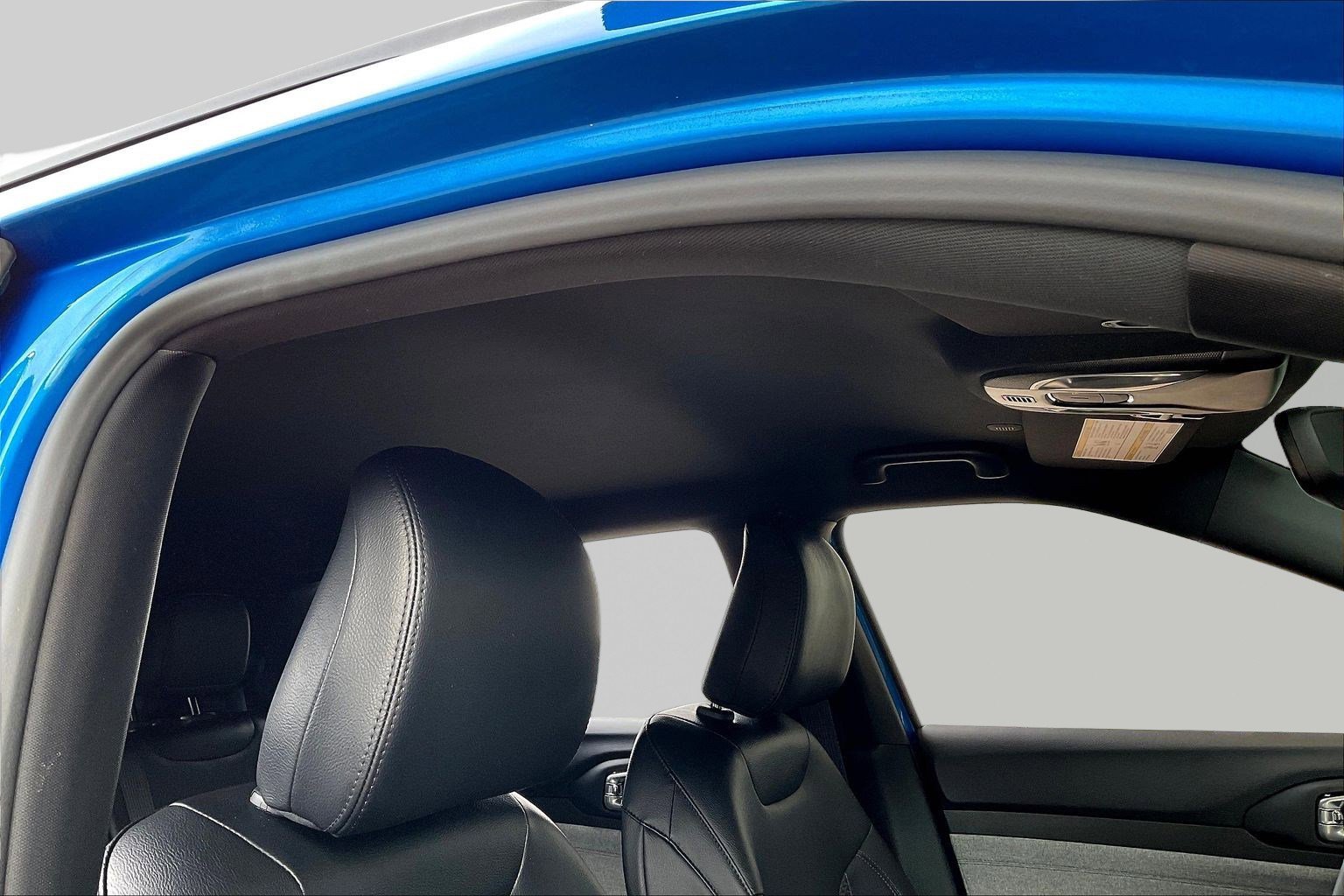 Used 2023 Jeep Compass Latitude image 27