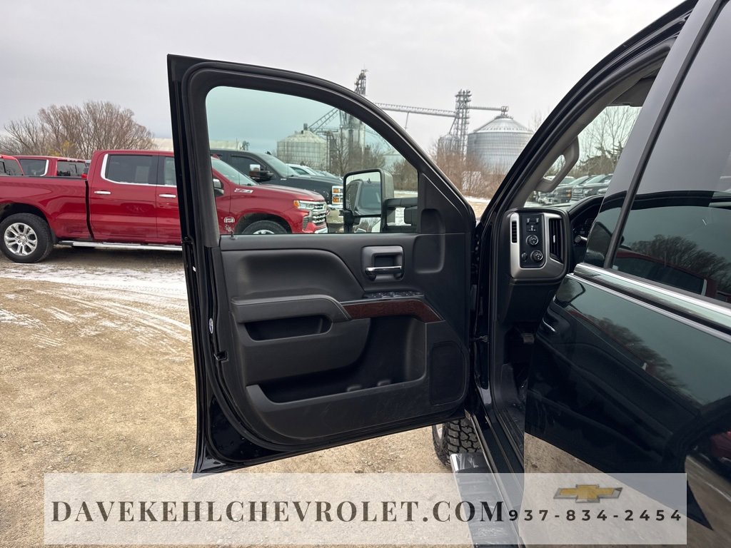 Used 2018 GMC Sierra 2500 SLE image 9