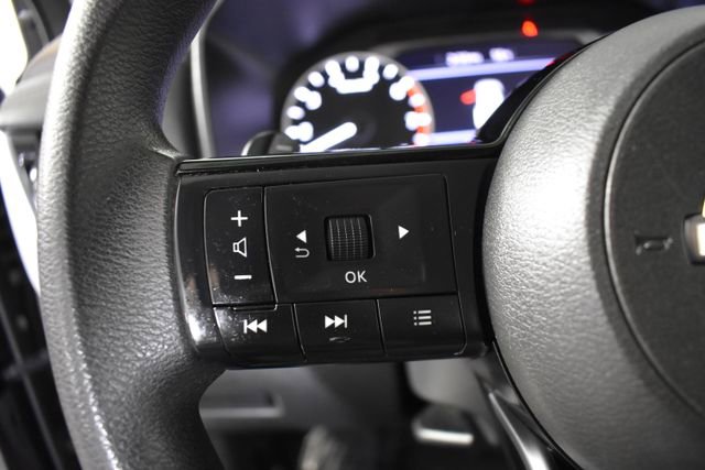 Used 2022 Nissan Rogue SV AWD/4WD image 13