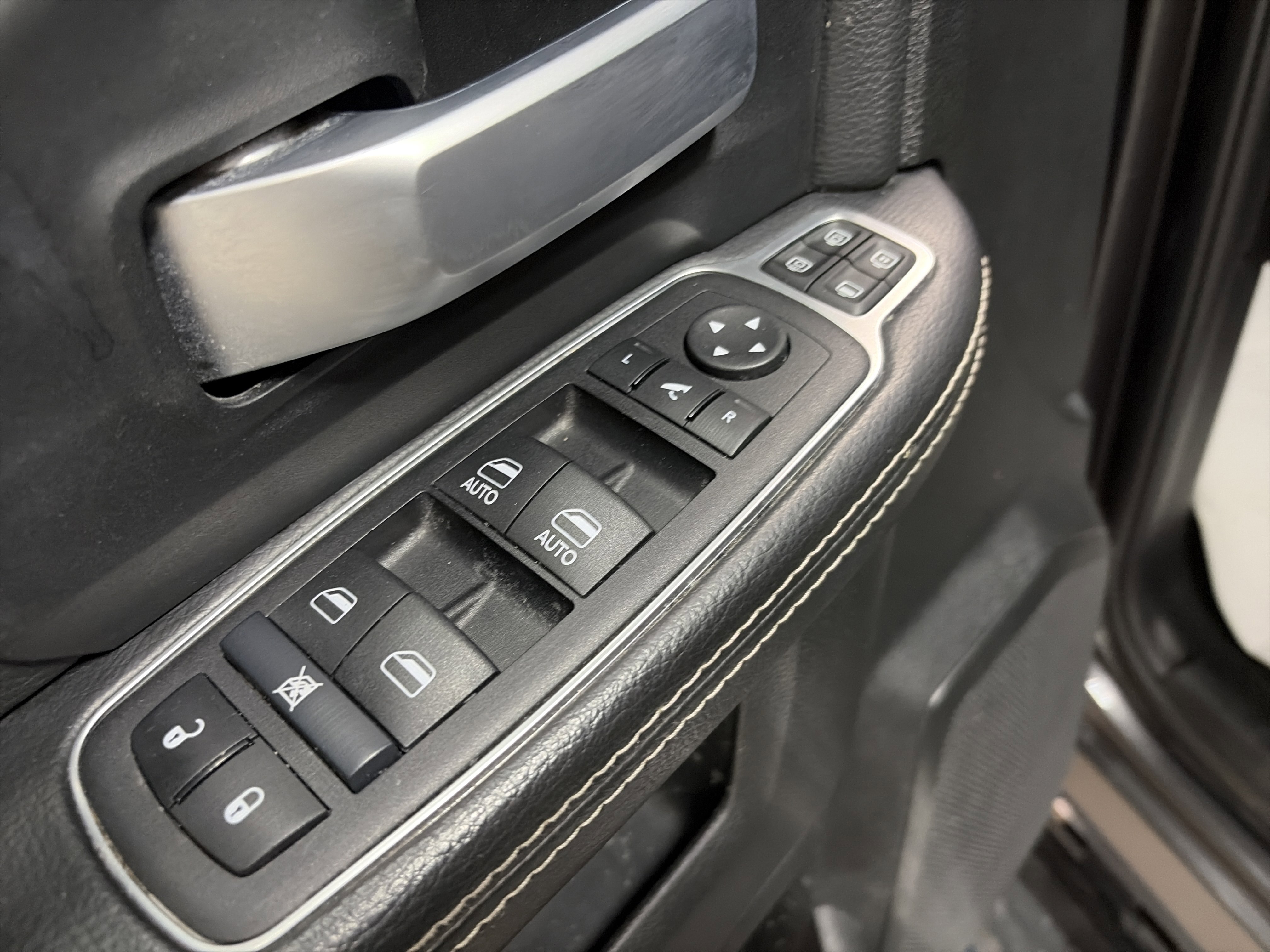 Used 2024 RAM 2500 Big Horn image 23