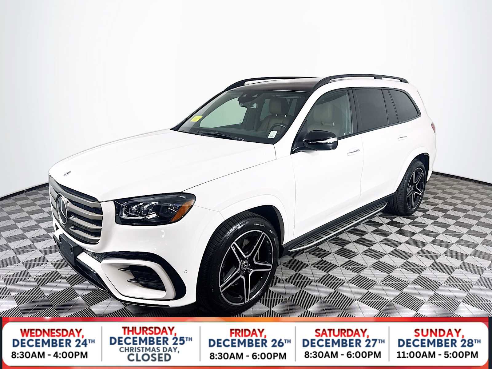 Used 2024 Mercedes-Benz GLS 450 4MATIC image 38