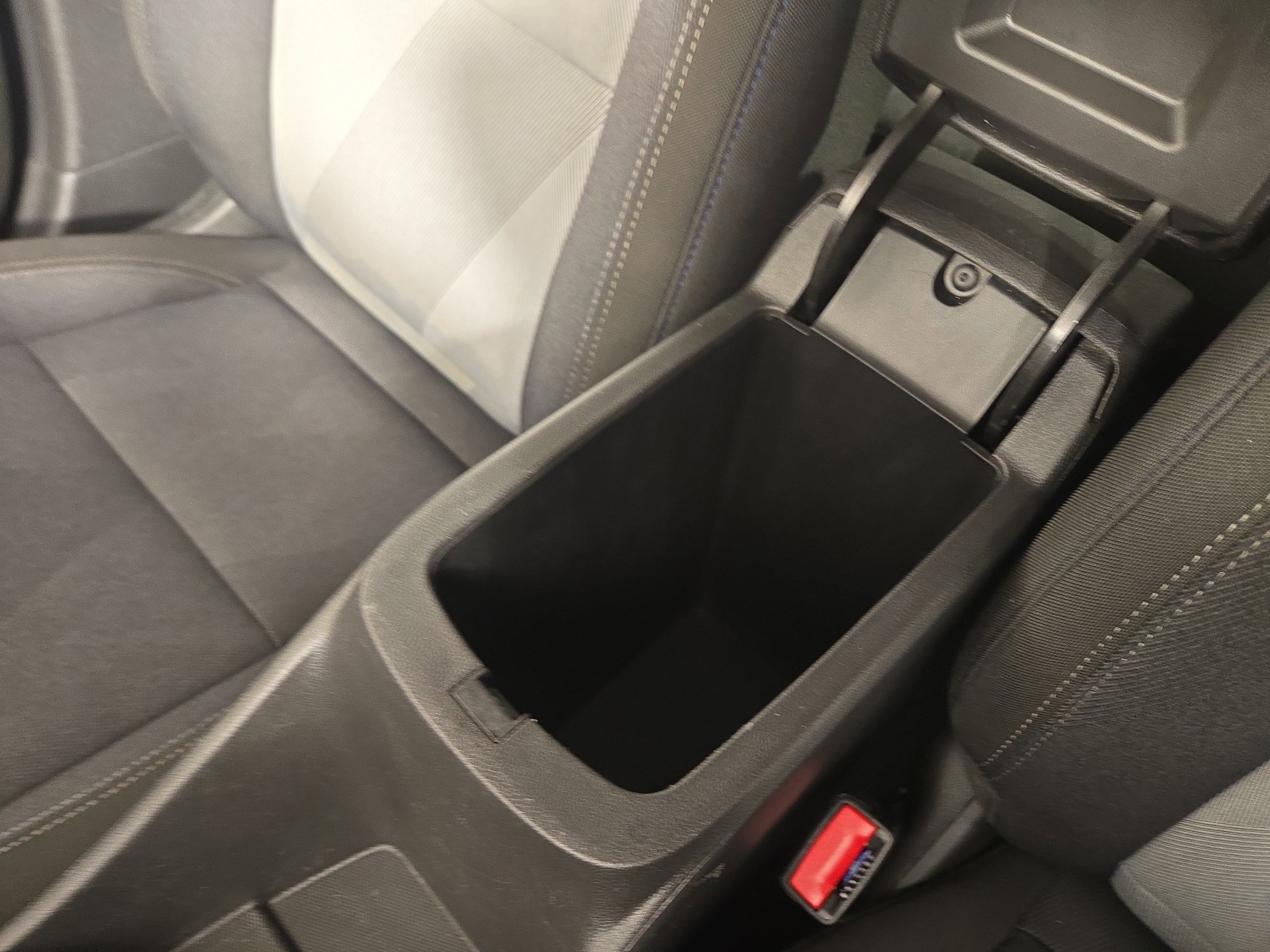 Certified 2025 Chevrolet Trax LS w/ LS Convenience Package image 28