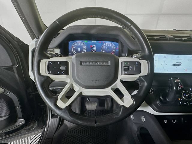 Used 2021 Land Rover Defender 110 SE AWD/4WD image 12