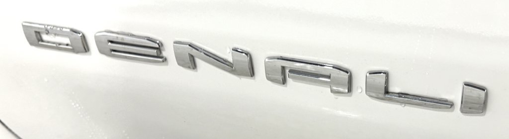 Used 2020 GMC Sierra 1500 Denali w/ Denali Ultimate Package AWD/4WD image 35