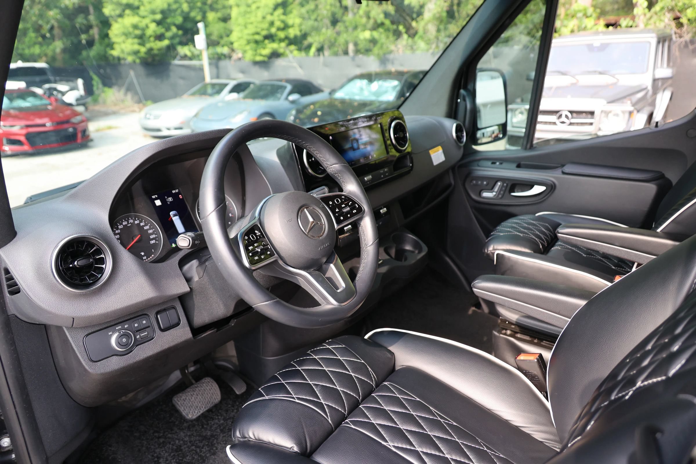 Used 2021 Mercedes-Benz Sprinter 3500 image 18