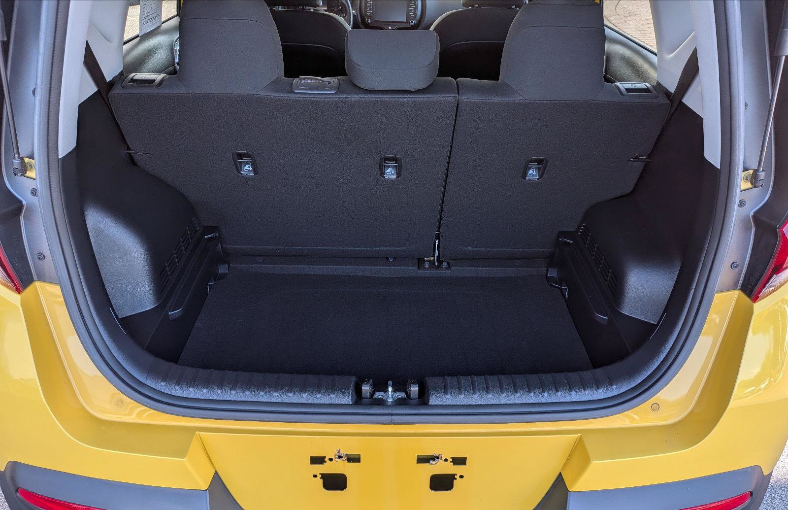 Used 2020 Kia Soul LX FWD image 10