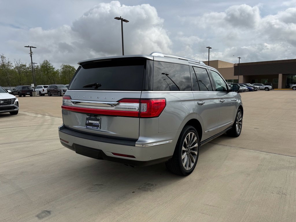 Used 2020 Lincoln Navigator Reserve image 5