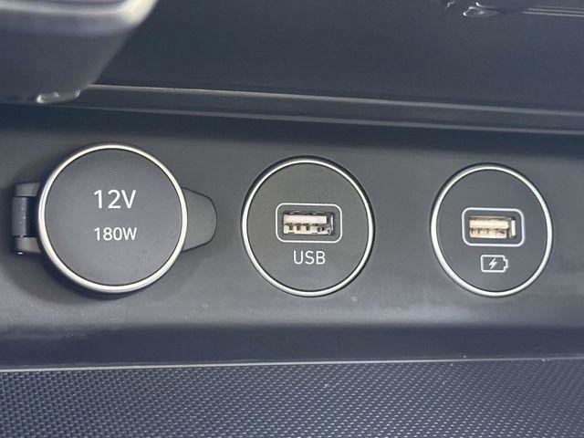 Used 2023 Genesis G70 2.0T AWD/4WD image 26