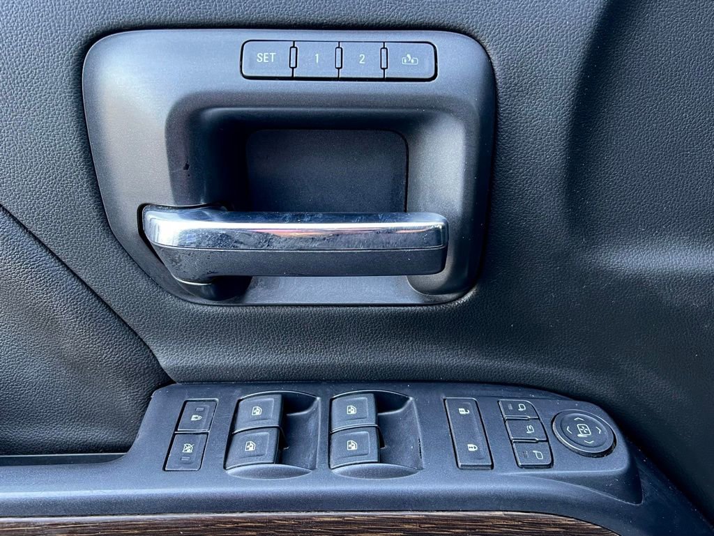 Used 2019 GMC Sierra 2500 Denali w/ Duramax Plus Package image 17