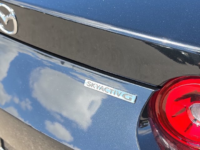 Used 2025 MAZDA MX-5 Miata Sport RWD image 6