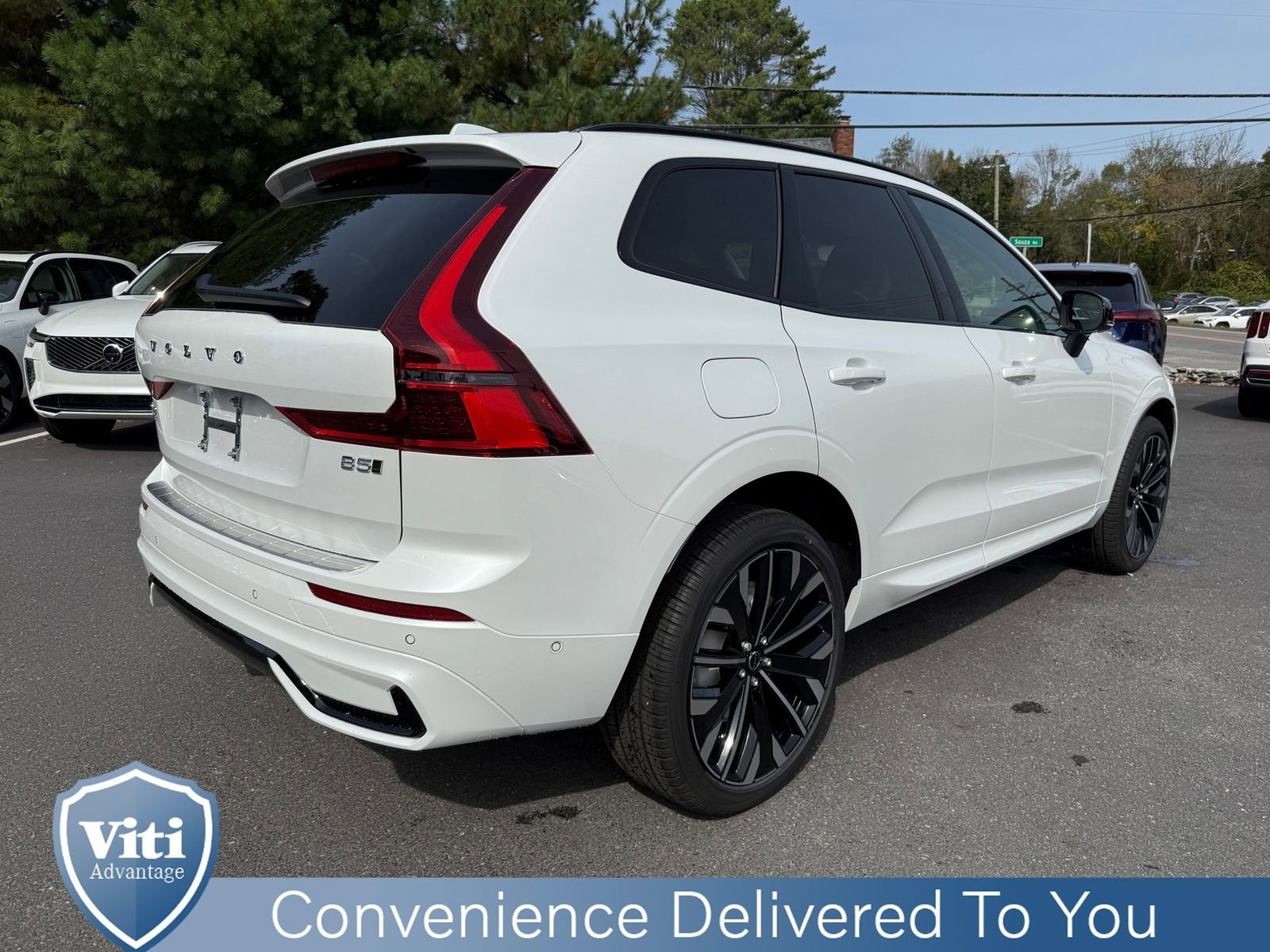 New 2026 Volvo XC60 B5 Ultra w/ Protection Package Premier image 8