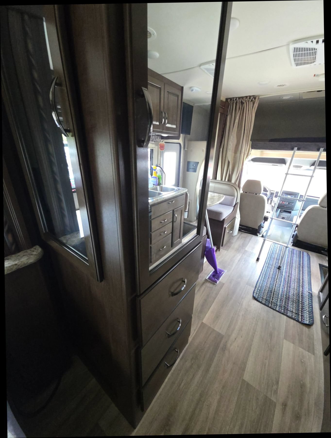 Used 2016 Mercedes-Benz Sprinter 3500 image 17