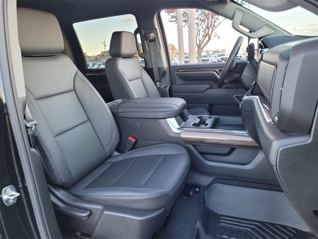 Used 2026 Chevrolet Silverado 2500 LT w/ Safety Package image 12