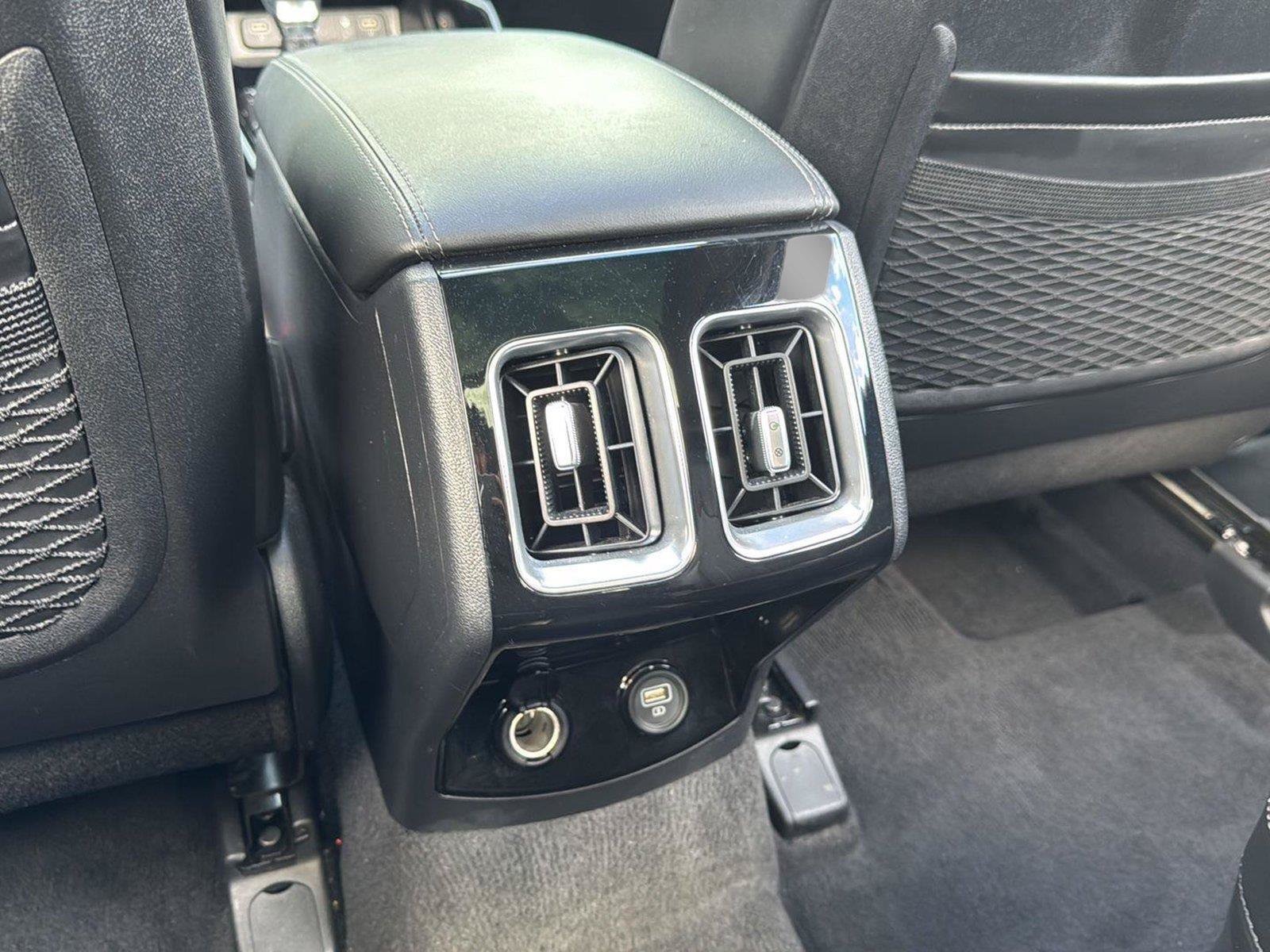 Used 2023 Kia Sorento SX AWD/4WD image 15
