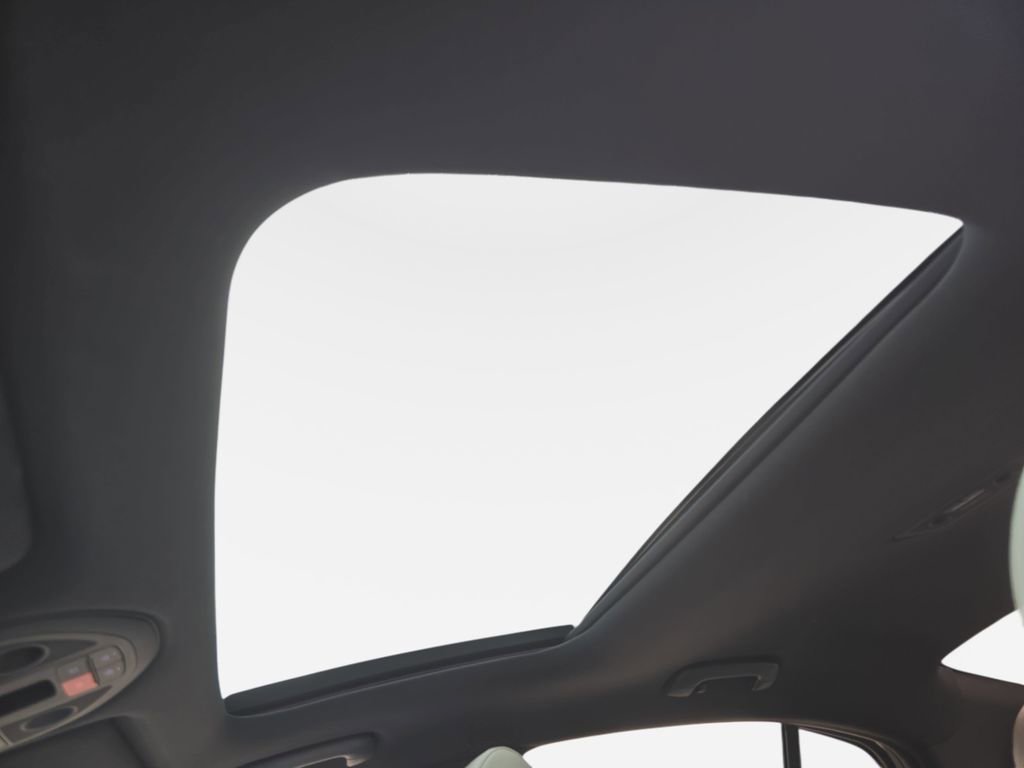 Used 2024 Genesis G70 2.5T w/ Sport Prestige Package image 27