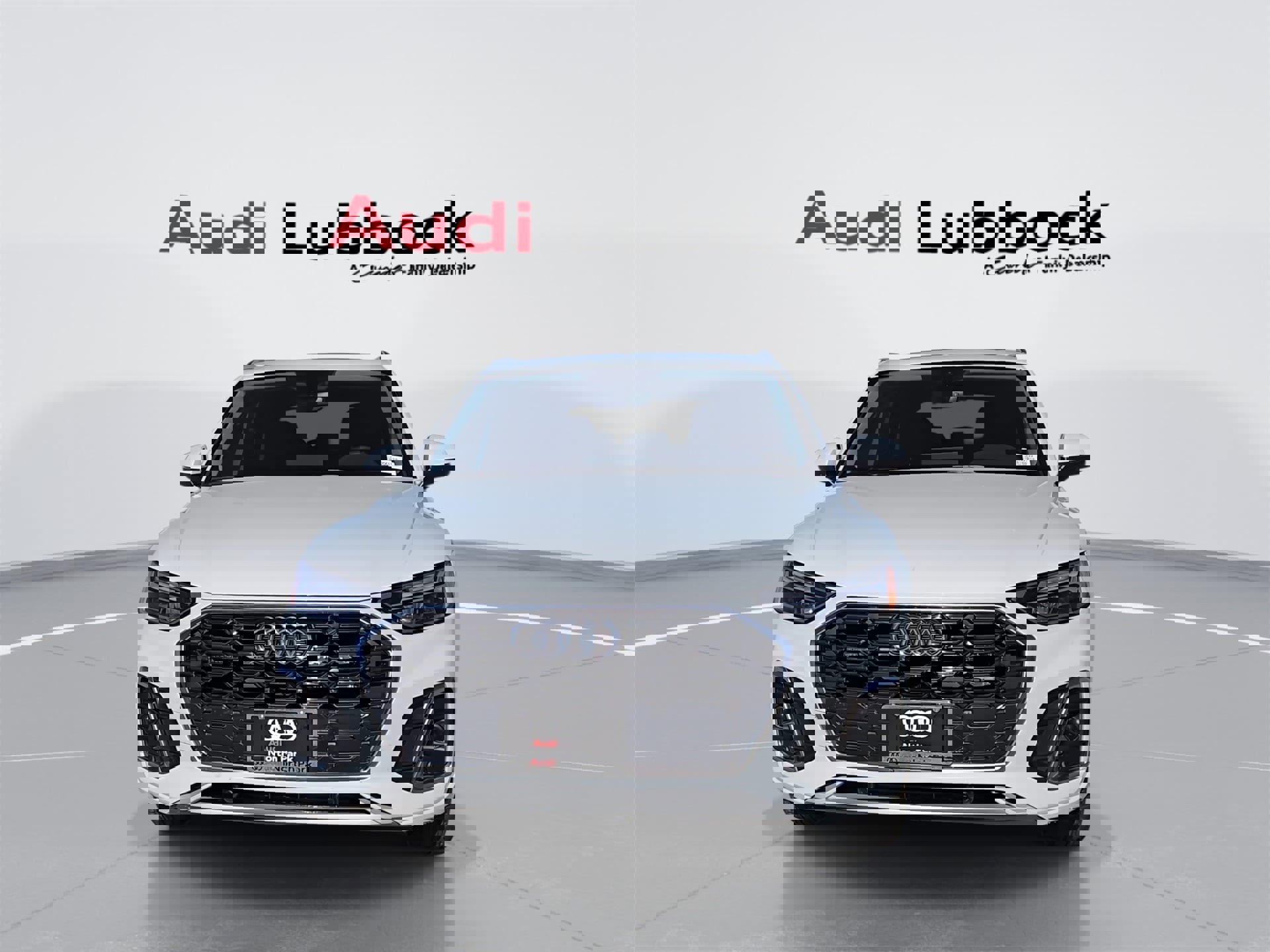 Certified 2024 Audi Q5 2.0T Premium w/ Convenience Package image 3