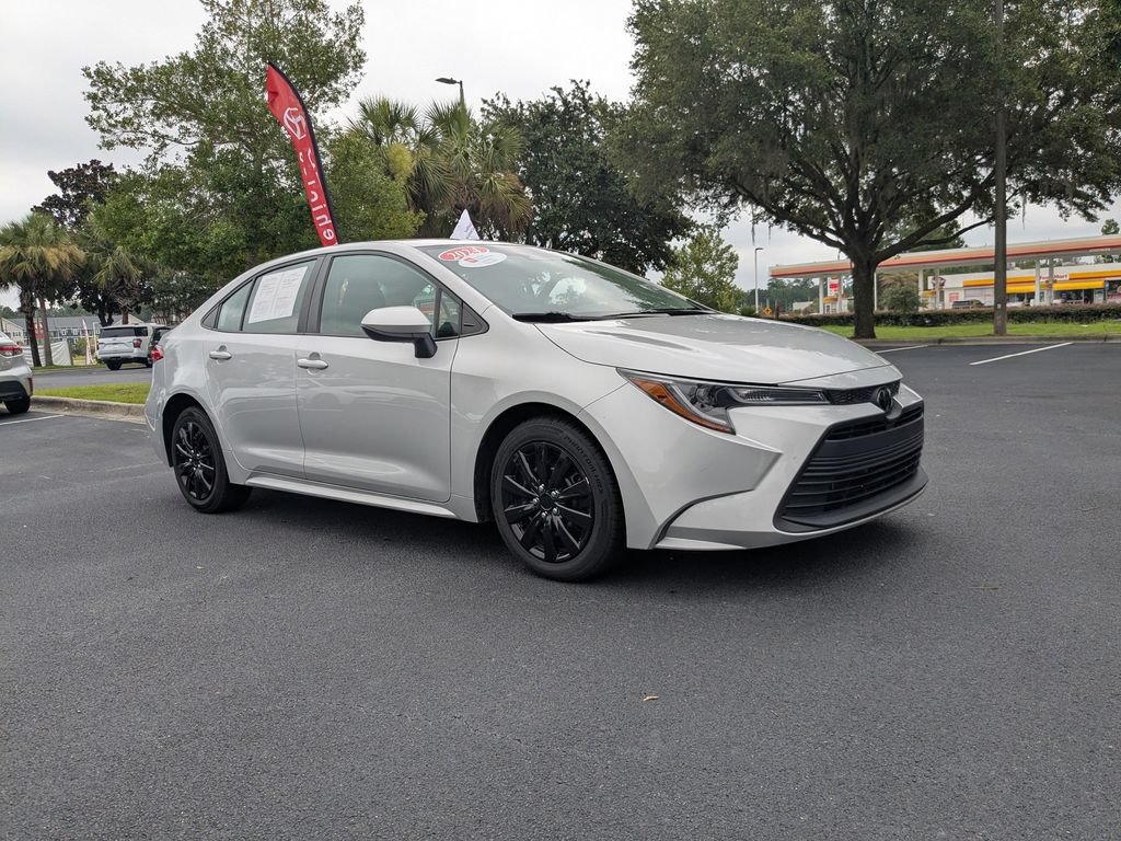 Certified 2024 Toyota Corolla LE FWD image 2