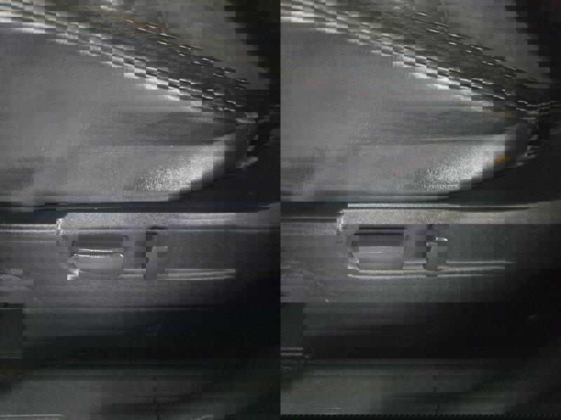 Used 2019 Mitsubishi Outlander SE image 20