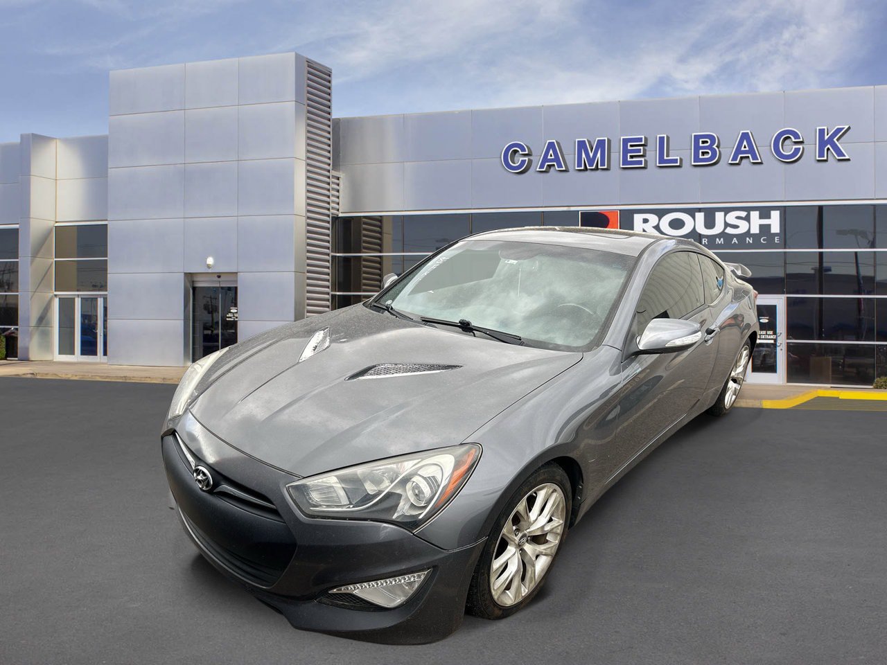 Used 2014 Hyundai Genesis 3.8 RWD image 1