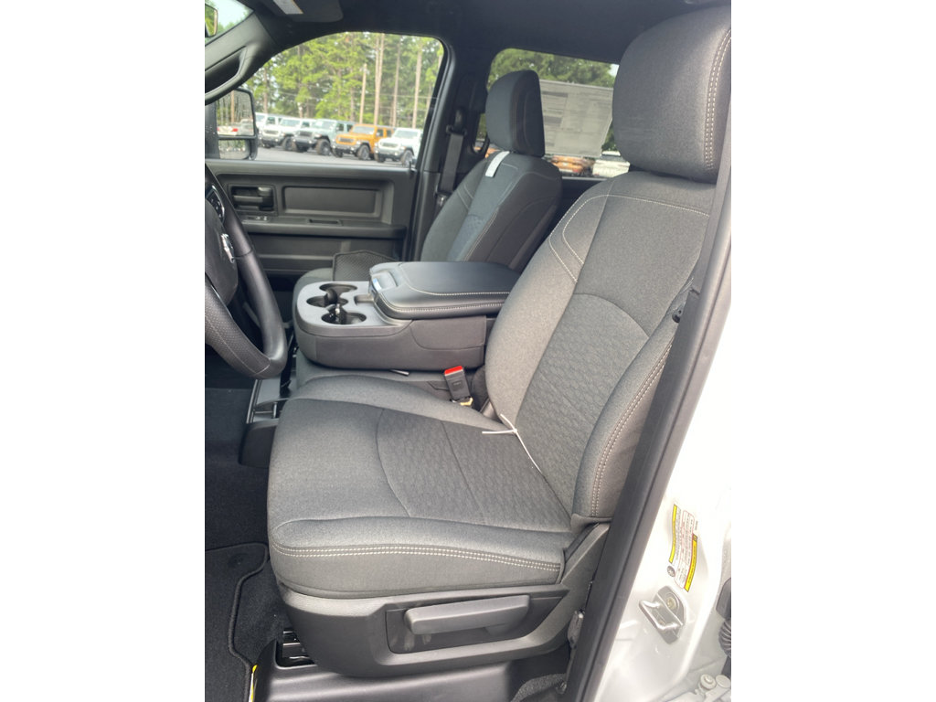 New 2026 RAM 2500 Tradesman AWD/4WD image 19