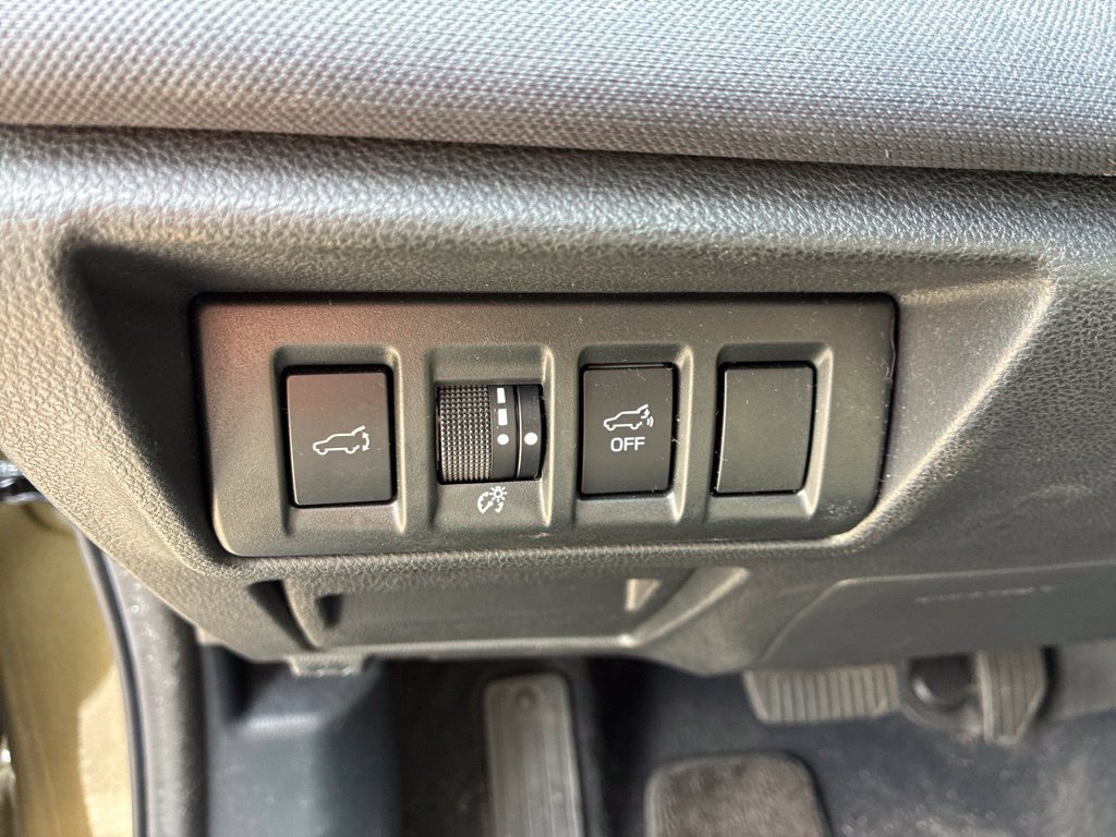 Used 2022 Subaru Outback Premium AWD/4WD image 21