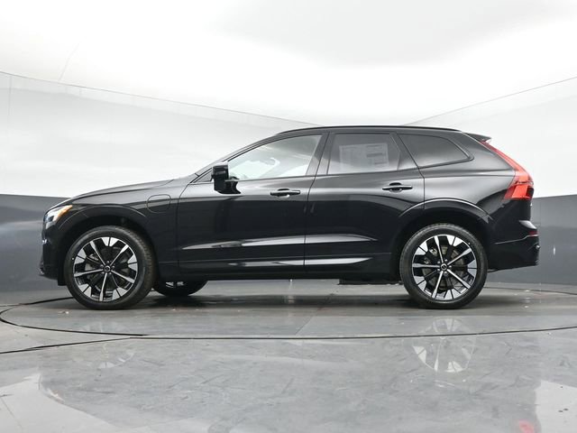 New 2026 Volvo XC60 T8 Plus w/ Protection Package Premier image 41