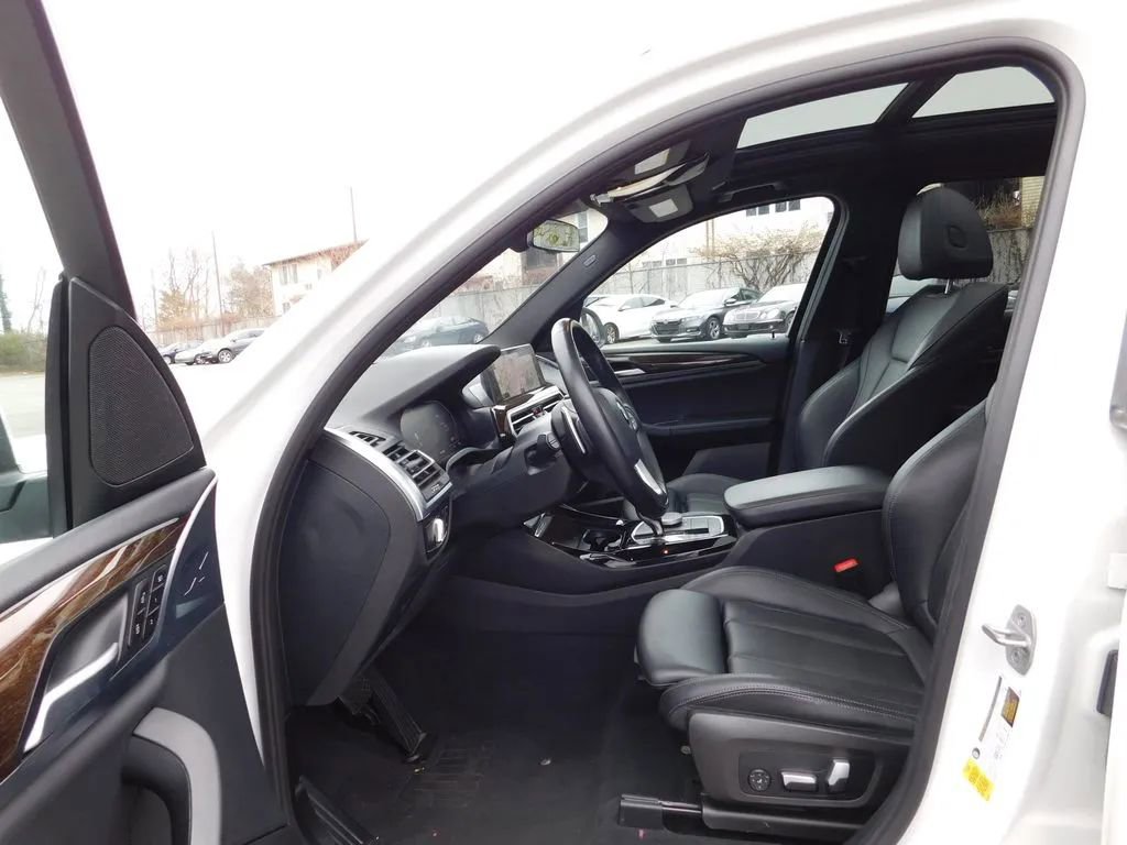 Used 2023 BMW X3 sDrive30i image 14
