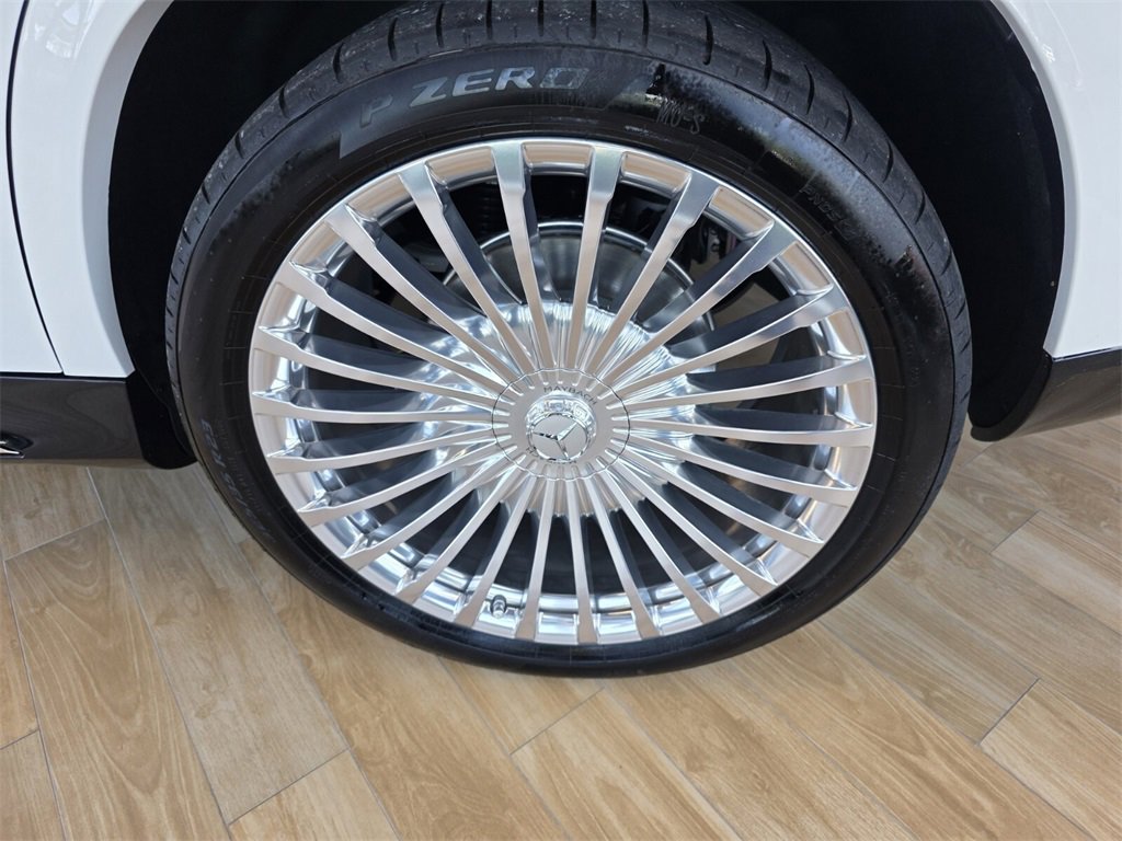 New 2026 Mercedes-Benz Maybach GLS 600 4MATIC image 7