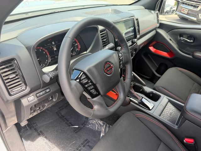 Used 2024 Nissan Frontier PRO-4X w/ Pro Convenience Package AWD/4WD image 14