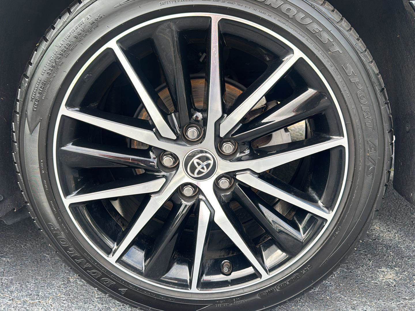 Used 2022 Toyota Camry SE w/ Convenience Package FWD image 11