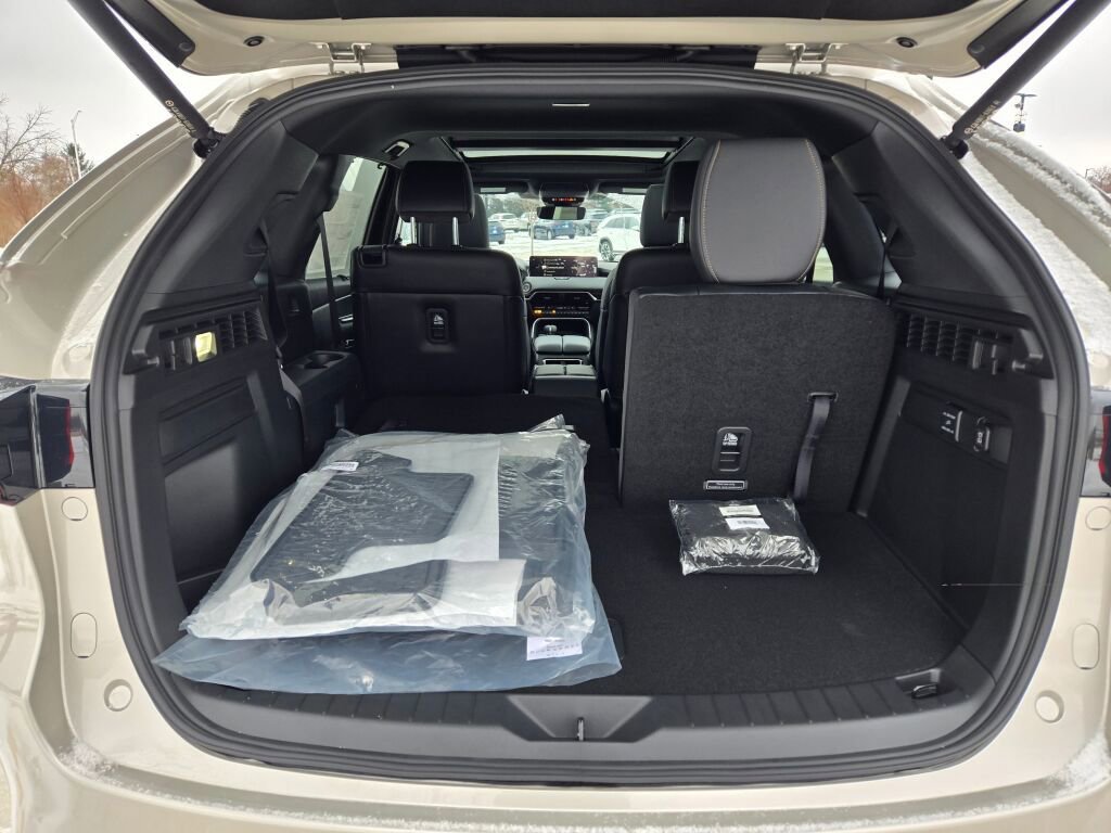 New 2026 MAZDA CX-90 3.3 Turbo S w/ Premium Plus image 16