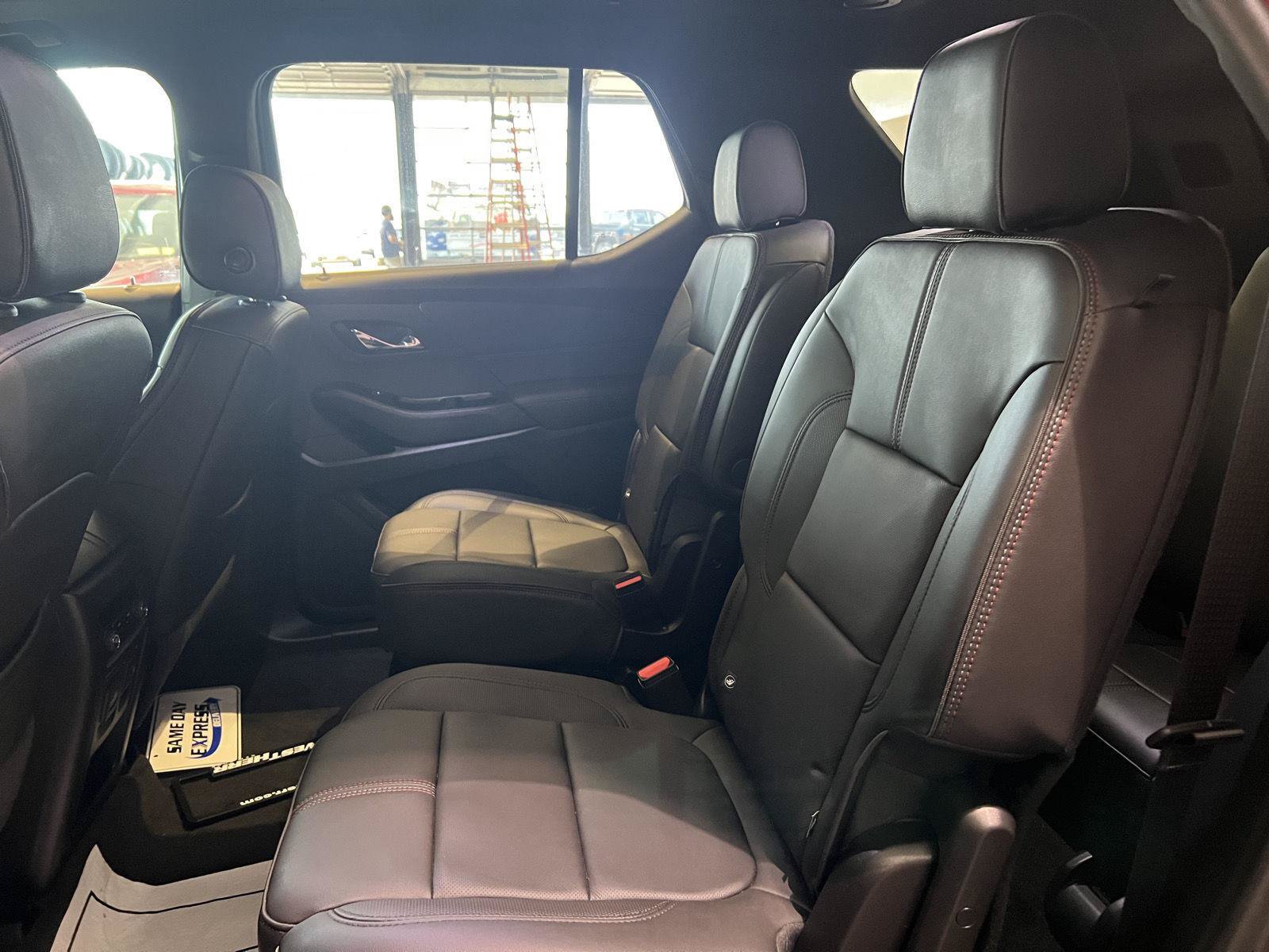 Used 2023 Chevrolet Traverse RS AWD/4WD image 20