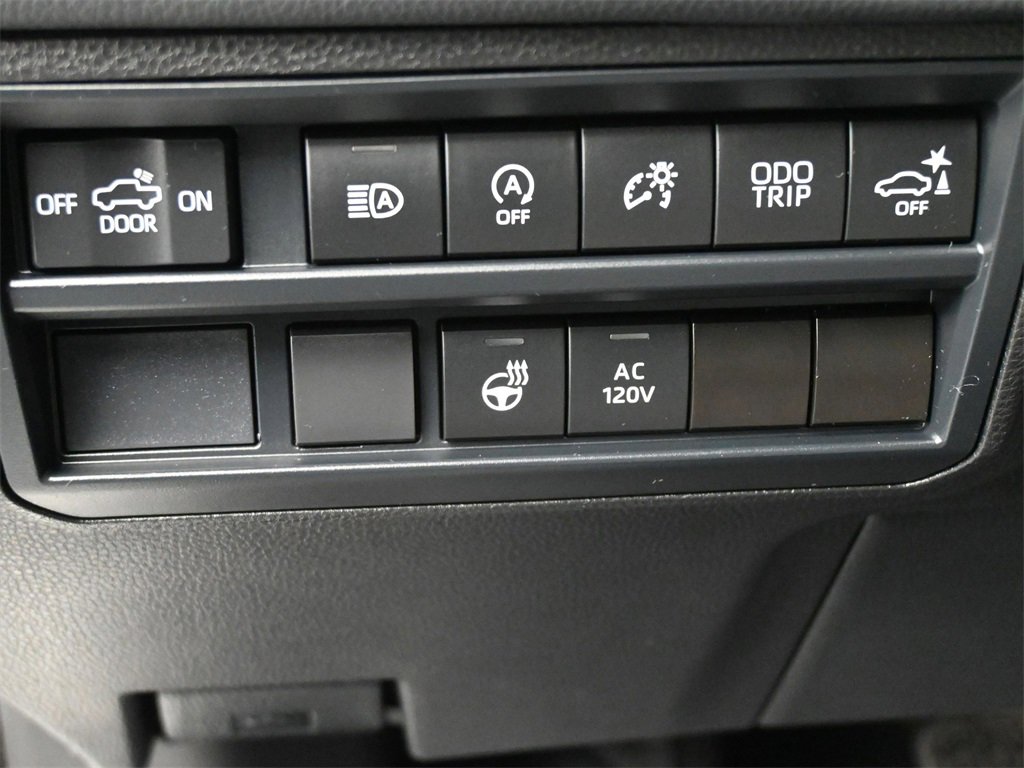 Used 2025 Toyota Tundra Limited image 6