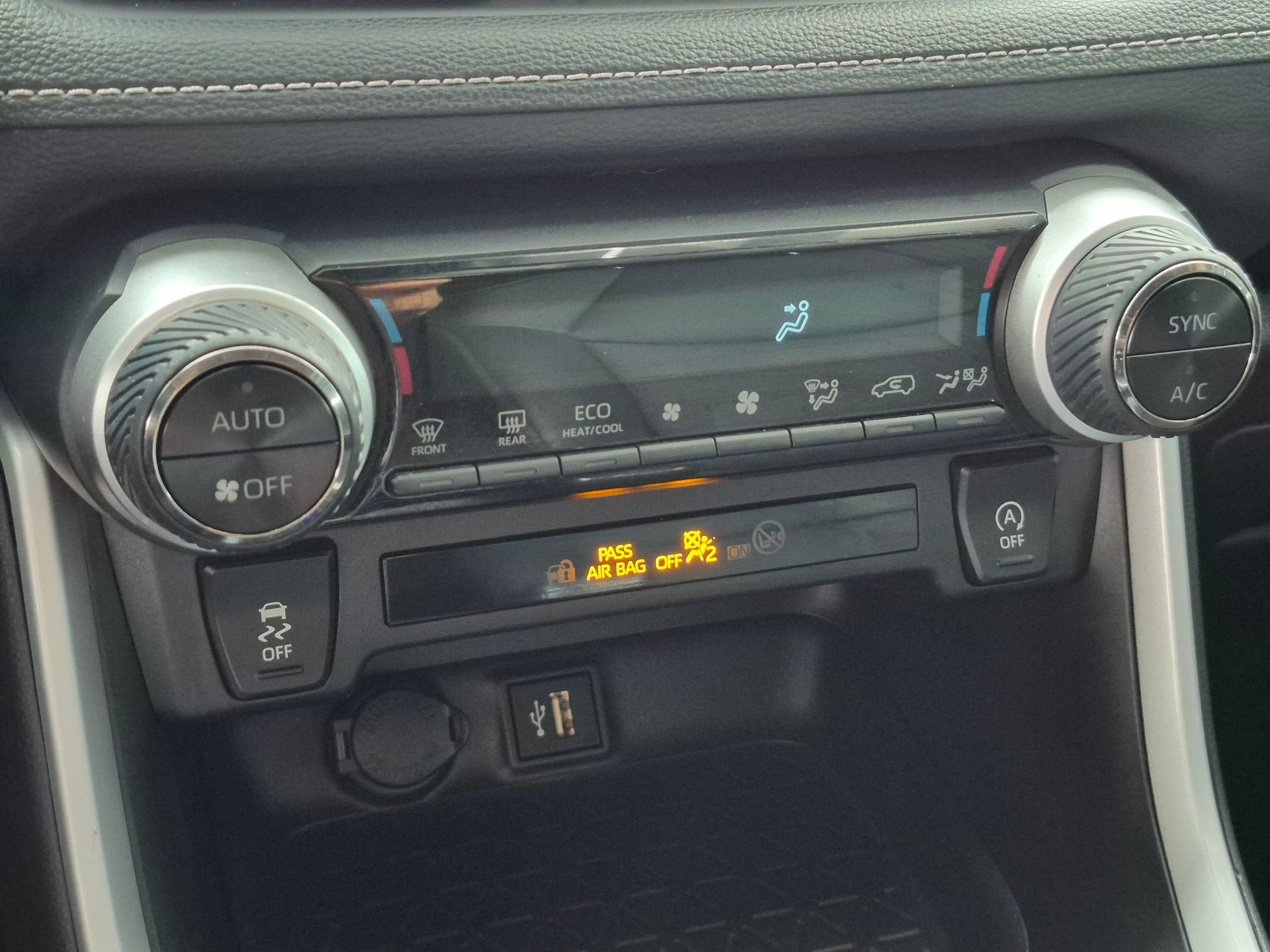 Certified 2025 Toyota RAV4 XLE Premium FWD image 22